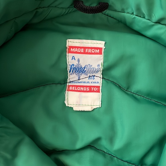 Frost line vintage men’s puffer vest - Picture 2 of 8